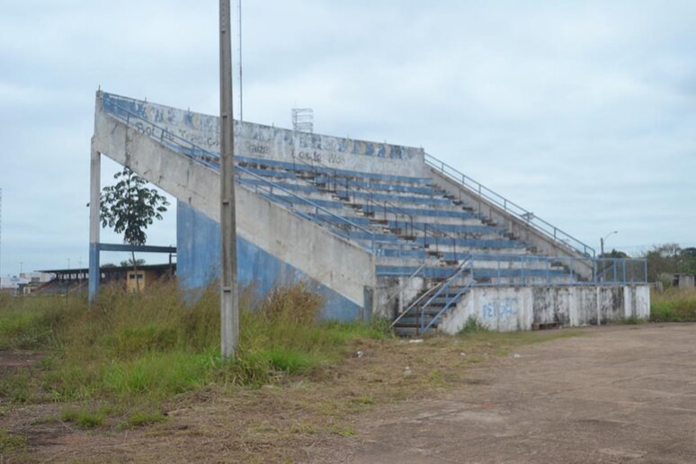 Bumbódromo abandonado