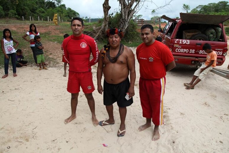 3° Sgt BM Douglas, Cabo BM Hiuri e João Brabo