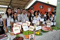 Alunos da Escola Estadual Plácido de Castro, em Jaru, aprendem sobre alimentos orgânicos e o uso de agrotóxicos