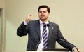 Jean Oliveira cobra a construção do muro de contenção