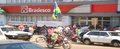 Em sinal de greve, bancos atrasam abertura em 1 hora 