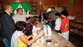 Roberto Sobrinho participa de coquetel de despedida do padre Enzo
