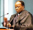 Joaquim Barbosa determina prisão de João Paulo Cunha