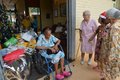 Oito em cada dez idosos precisam de ajuda para realizar tarefas