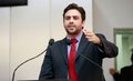 Léo Moraes denuncia coronel gestor da folha de pagamento