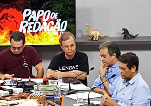 Os conselheiros Edilson de Sousa e Benedito Alves durante o programa exibido no SIC TV  - Gente de Opinião