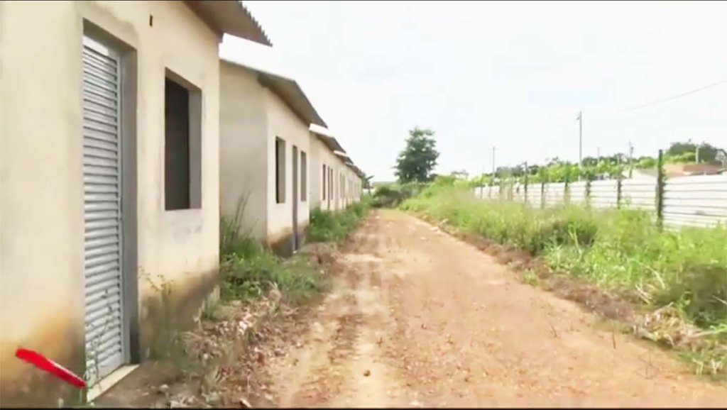 Mais de 260 casas estão abandonadas no bairro socialista, em Porto Velho  (VÍDEO) - Gente de Opinião