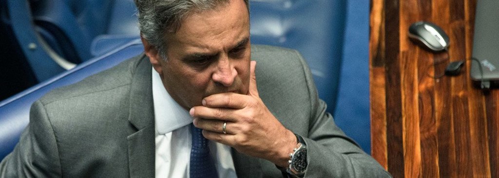 Advogados de Aécio o aconselham a renunciar  - Gente de Opinião