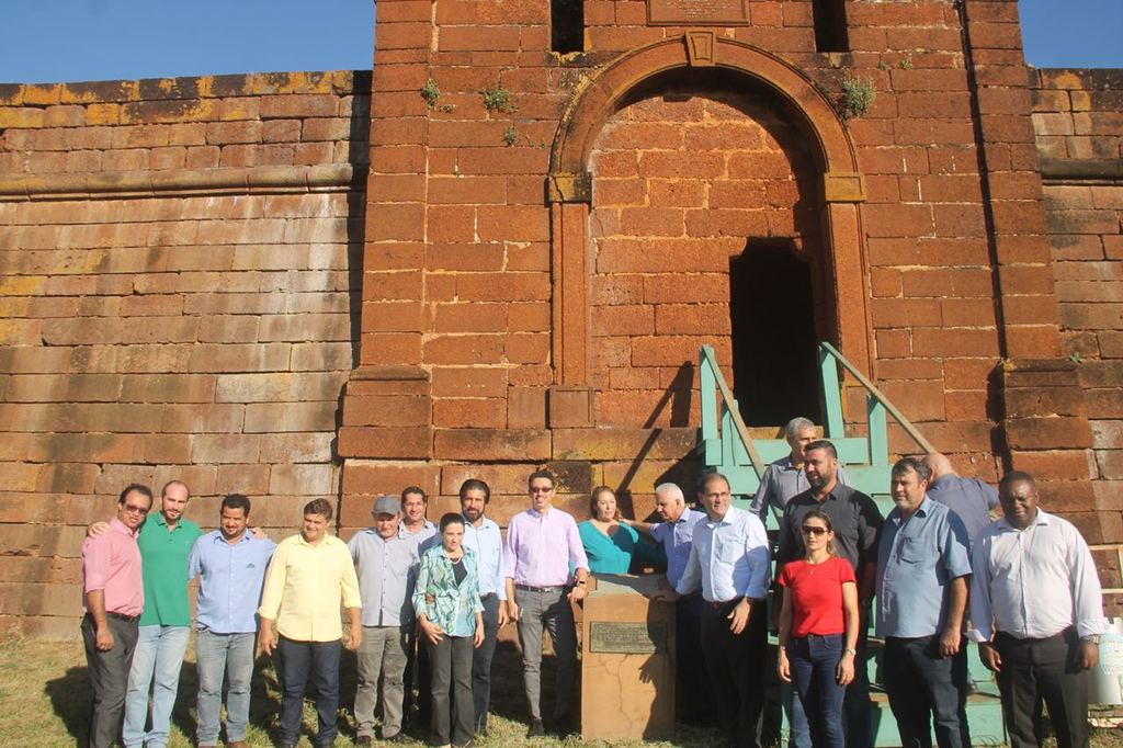 Ministro da Cultura visita Rondônia e conhece o Forte Príncipe da Beira - Gente de Opinião