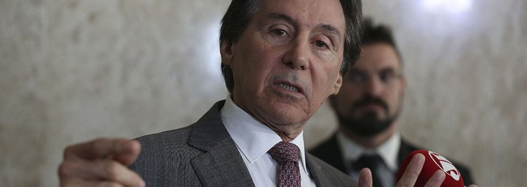 "Cabe ao Executivo mudar a política de preços da Petrobras. No meu entendimento, ela está equivocada", diz o senador Eunício Oliveira - Gente de Opinião