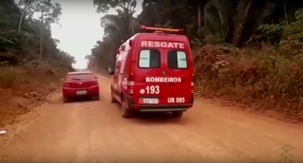 Moradores da Viçosa reclamam da poeira e dos caminhões da prefeitura de PVH (VÍDEO) - Gente de Opinião