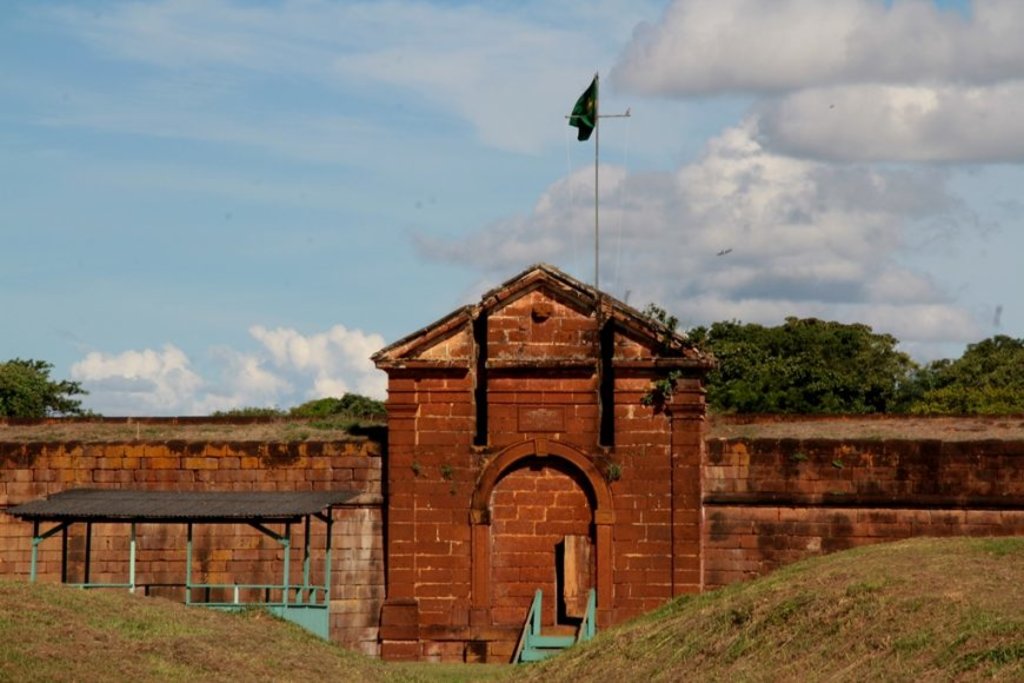 O Forte Príncipe da Beira foi construído há mais de 200 anos como uma fortaleza portuguesa na Amazônia - Gente de Opinião