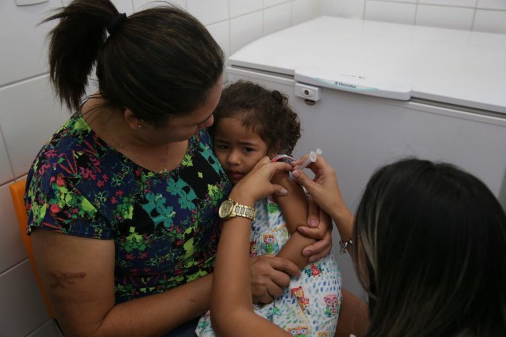Em 2017, apenas a BCG, que protege contra a tuberculose e é aplicada ainda na maternidade, atingia a meta de 90% de imunização (Antonio Cruz/ Agência Brasil) - Gente de Opinião