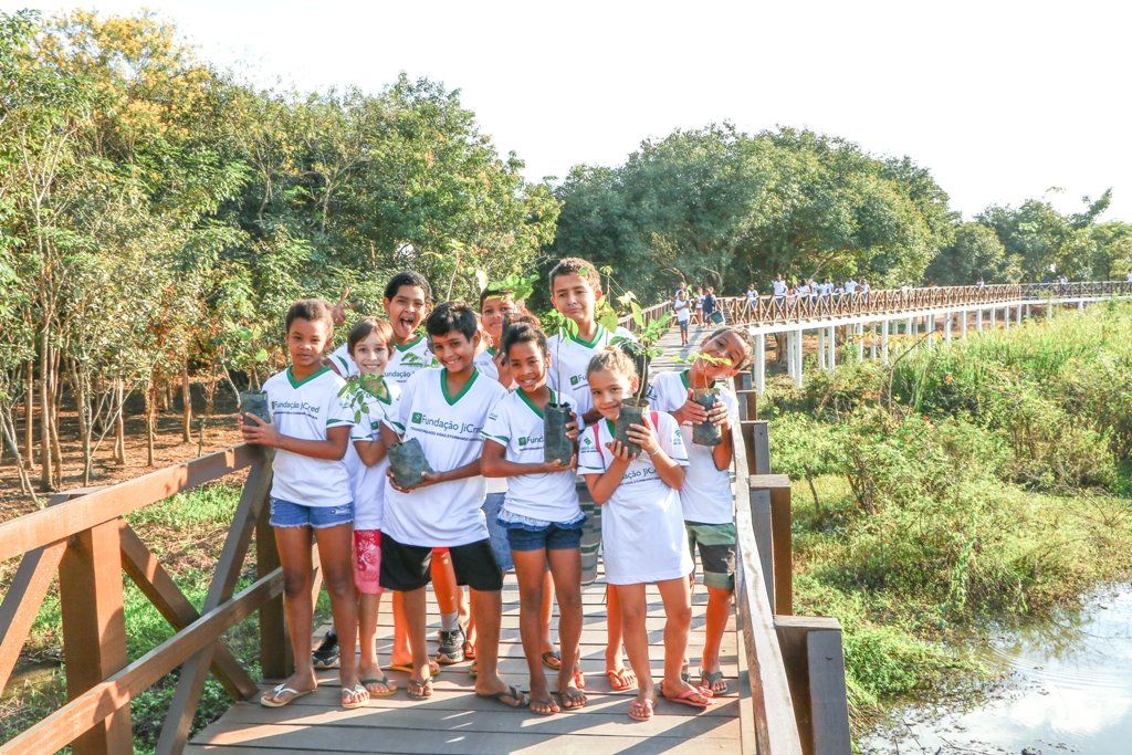 Parque Ecológico Municipal recebe plantio de Ipê e Flamboyant - Gente de Opinião