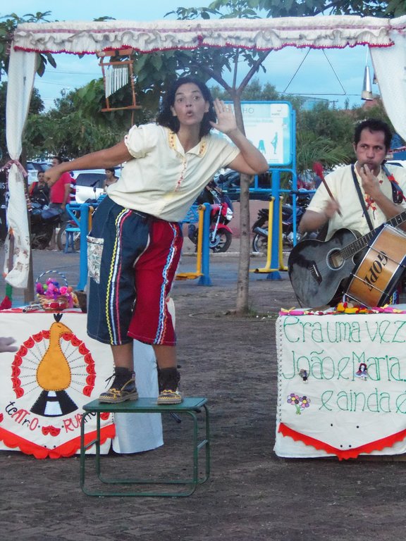 Teatro Ruante no maior  Festival Multilinguagens - Por Zekatraca - Gente de Opinião