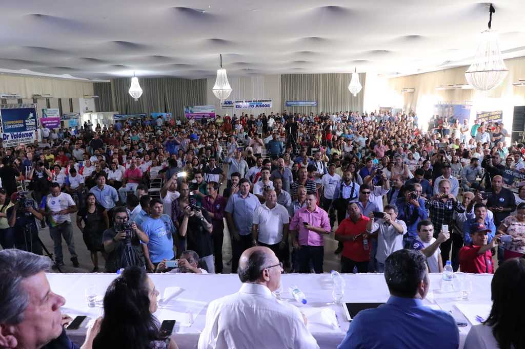 Pré-convenção do PSDB, DEM e PSD reúne multidão em Ji-Paraná - Gente de Opinião