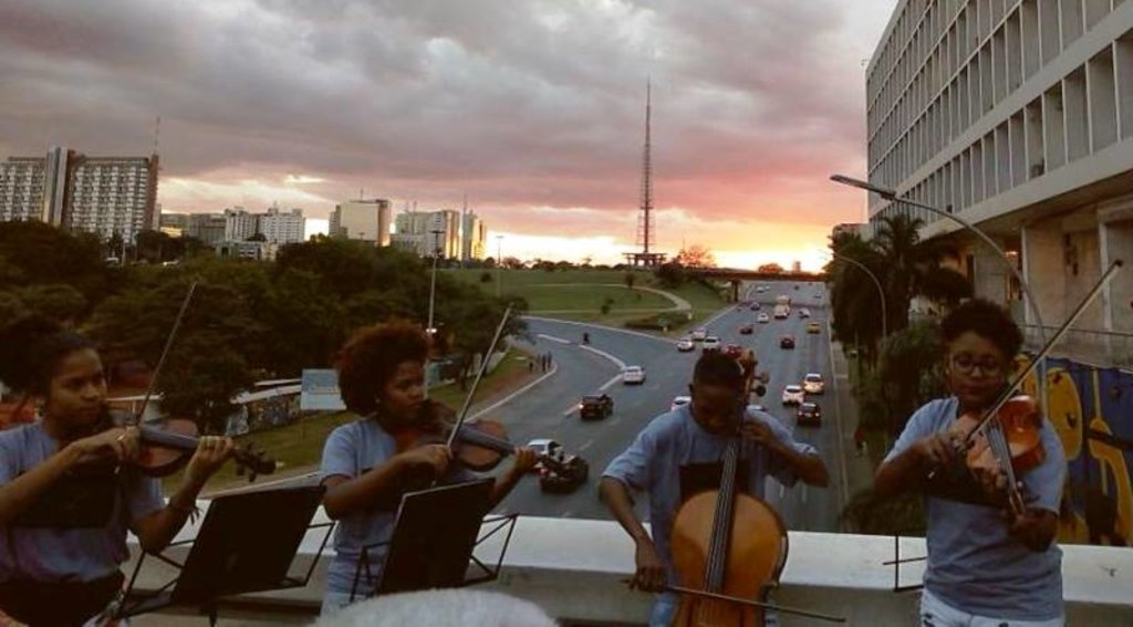 Orquestra de Rua, do Rio de Janeiro - Gente de Opinião