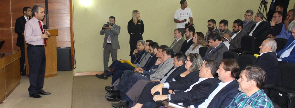 O conselheiro presidente Edilson de Sousa chamou a atenção dos pré-candidatos sobre os desafios para que as finanças de RO continuem saudáveis - Gente de Opinião