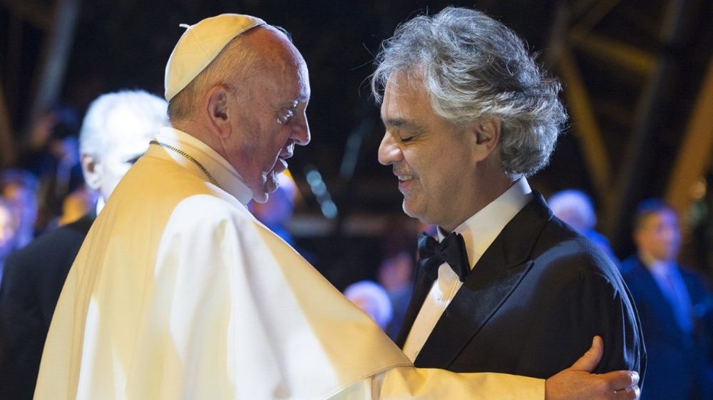 Andrea Bocelli: uma alegria cantar em Dublin para o Papa e as famílias - Gente de Opinião