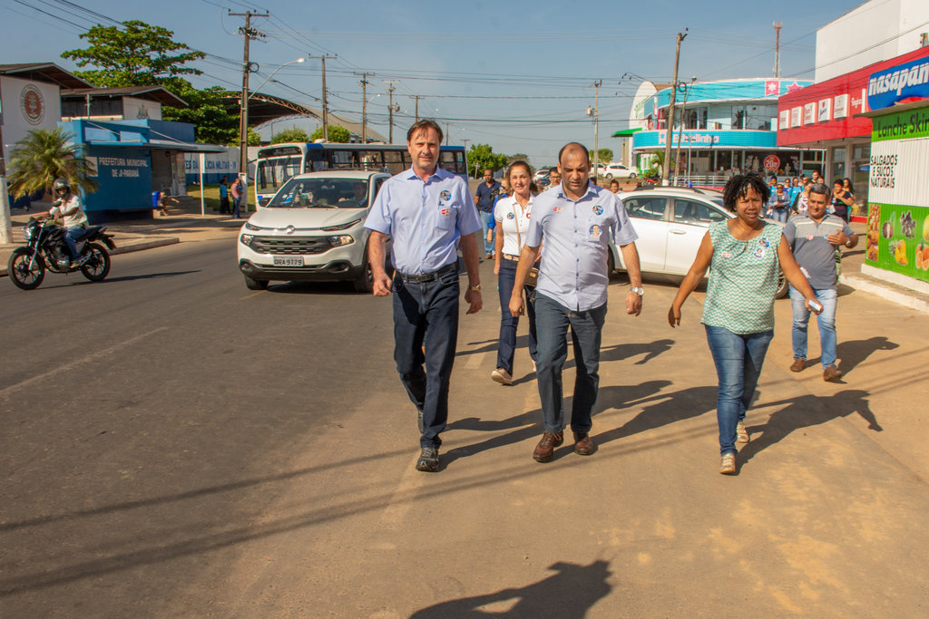 Acir faz caminhada em Ji-Paraná e relembra legados de sua gestão - Gente de Opinião