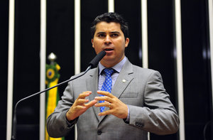 Marcos Rogério reafirma seu compromisso com a educação  - Gente de Opinião