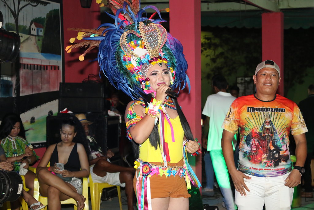 Candidata Bruna de Humaitá ganha Título de Rainha do Folclore Gay - Por Zekatraca - Gente de Opinião