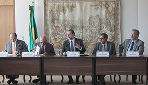 Ministro Dias Toffoli reúne-se com representantes do TCU e dos Tribunais de Contas dos Estados para discutir obras paralisadas - Gente de Opinião