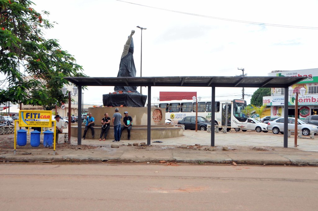 Primeiro ponto padronizado foi instalado na Praça dos Seringueiros - Gente de Opinião