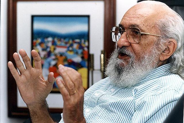 Atacado por Bolsonaro, Paulo Freire recebe homenagens em escolas e universidades estrangeiras - Gente de Opinião