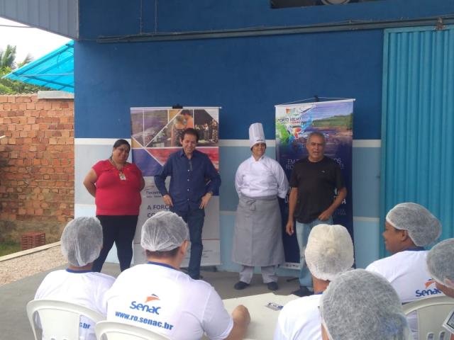 De olho no turismo, Prefeitura investe em formação dos cozinheiros nos polos com potencial para pesca esportiva da capital - Gente de Opinião
