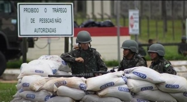 Ninho de metralhadora .50, na entrada do presídio federal em Porto Velho (Foto divulgação 17ªBIS) - Gente de Opinião