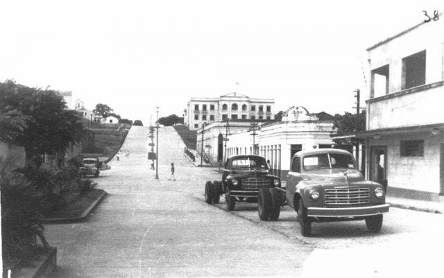 Histórias  da cidade onde nasci e vivo - O alambrado da rua Divisória - TRE-RO realiza exposição  Mulher em Evidência - Gente de Opinião