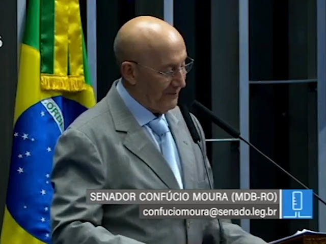 Senador Confúcio Moura lamenta ameaça de corte de verbas no Sistema S - Gente de Opinião