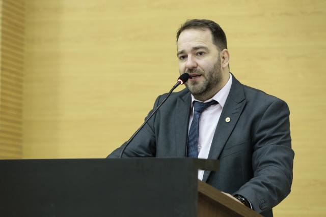 Deputado Alex Redano pede que o atual prédio do Fórum de Ariquemes seja destinado para a Saúde - Gente de Opinião