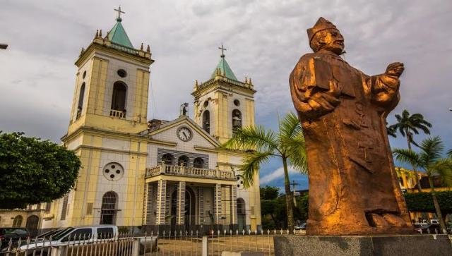 Semana Santa na catedral  Metropolitana de P. Velho - Omedino Pantoja atuara como Cristo  na peça 'Está Consumado' em Belém - Gente de Opinião