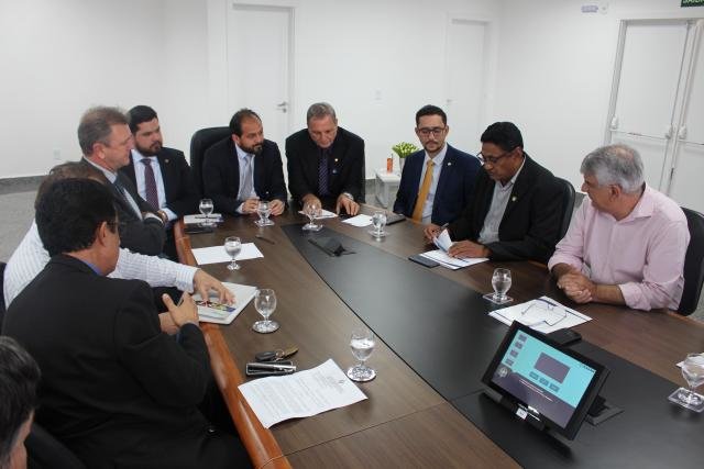 Empresários de autopeças se reúnem com deputados estaduais para discutir sobre revisão do MVA - Gente de Opinião