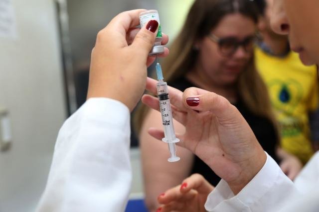 Vacinação contra gripe ainda não atingiu metade da meta no País - Gente de Opinião