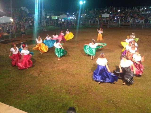 Grupo Waitku Mayakan e Ranascer  Atrações no Flor de Cacto  - Público recorde prestigia  Boto Rock Festival - Gente de Opinião