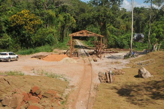 Prefeitura de Porto Velho constrói estação e trabalha paisagismo para passeio da litorina - Gente de Opinião