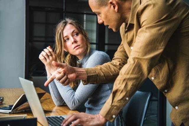 Comportamentos essenciais do empreendedor no mundo dos negócios  - Gente de Opinião