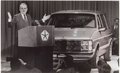 Morre Lee Iacocca, o pai do Mustang