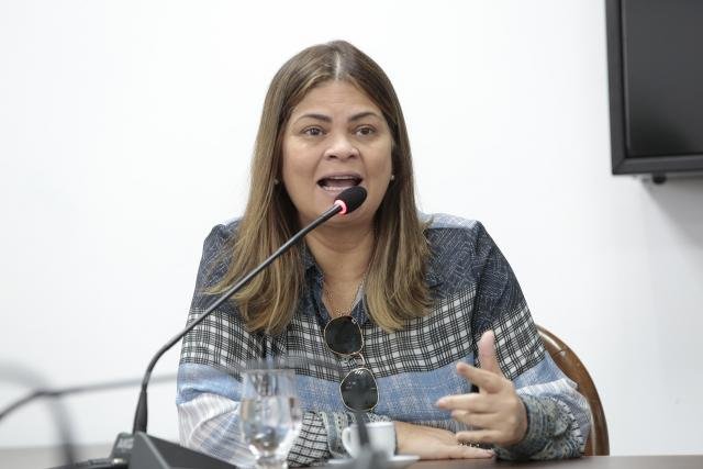 Deputada Cássia Muleta indica obras de revitalização na RO-010 - Gente de Opinião