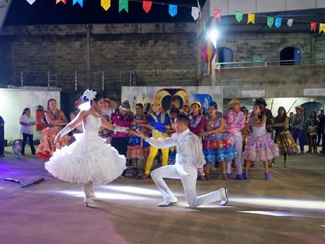 Quadrilha de Ji Paraná disputa  eliminatória no Flor do Maracujá - Arraial Flor do Maracujá  em fase final de montagem - Gente de Opinião