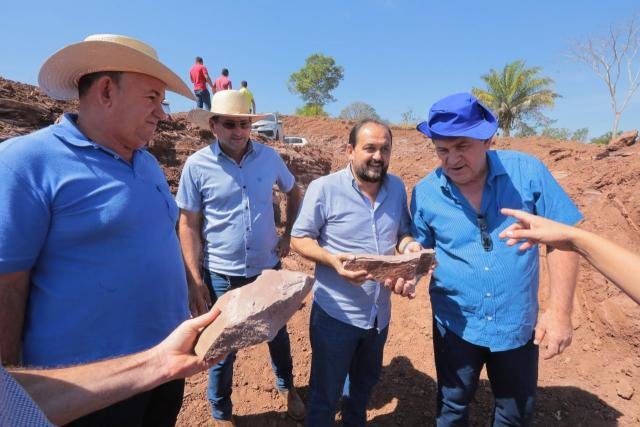Presidente Laerte Gomes visita usina de calcário e destaca empreendedorismo do Grupo César Cassol - Gente de Opinião