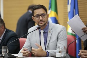 Deputado Anderson Pereira apresenta projeto que assegura vagas em concursos públicos para profissionais de segurança no trabalho - Gente de Opinião