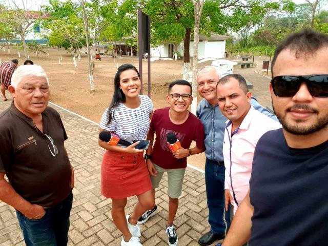 Os repórteres Diego Araújo – Dieguinho, Isabelle Lima e o cinegrafista Gustavo Grijó do Canal Amazonsat - Gente de Opinião