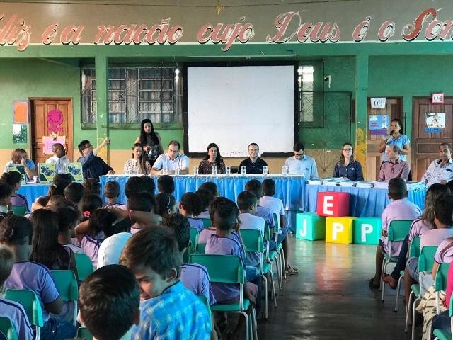 Rondônia - Escolas recebem material de empreendedorismo - Gente de Opinião