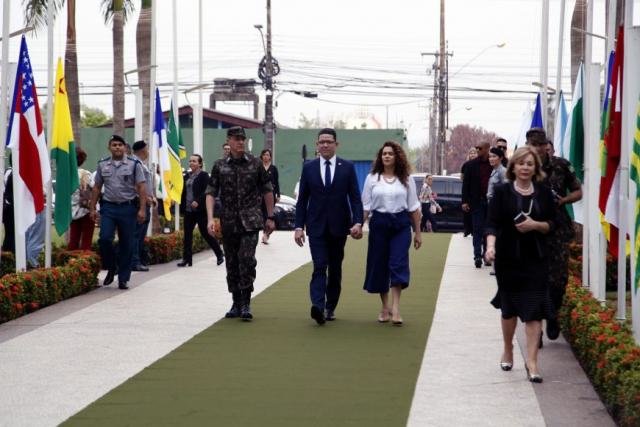 Chegada do governador ao Palácio Rio Madeira, onde aconteceu a solenidade de abertura da Semana da Pátria - Gente de Opinião