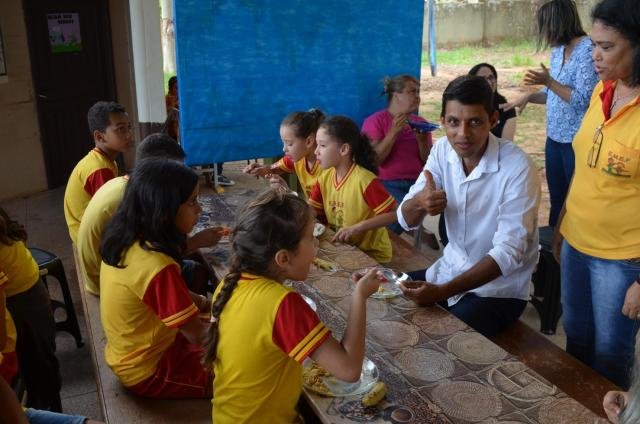 Rolim de Moura serve mais 100 mil refeições por mês às crianças da rede municipal de ensino - Gente de Opinião