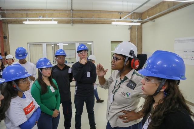 Usina Hidrelétrica Jirau recebe estudantes do ensino médio de capital Porto Velho para visita institucional  - Gente de Opinião